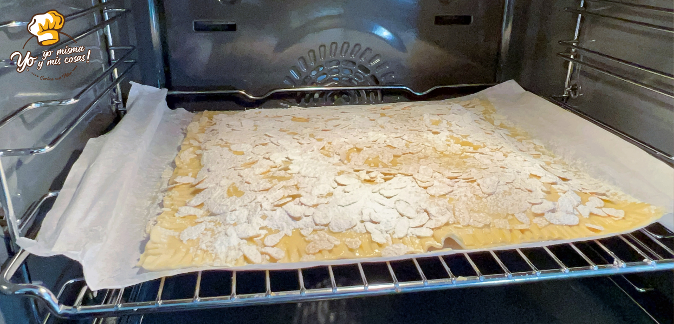 torta de hojaldre con almendras y crema