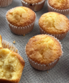 magdalenas caseras con jugo de naranjas