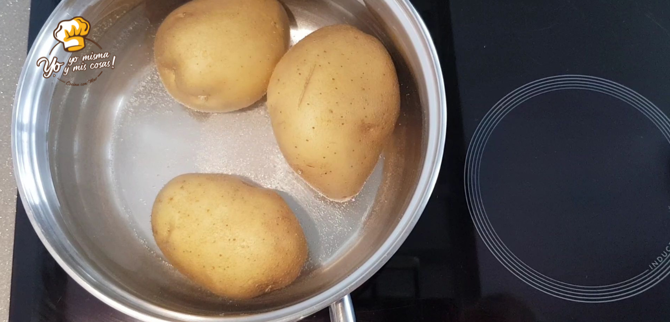 pimientos rellenos de brandada de bacalao 