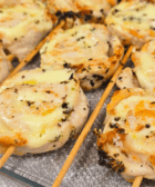 brochetas de pollo